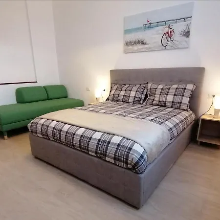 San Bartolo Rent Apartments, Un Passo Da Firenze Apartment *
